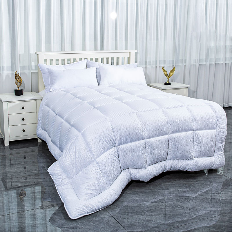 Prešit Comforter HF2409-002